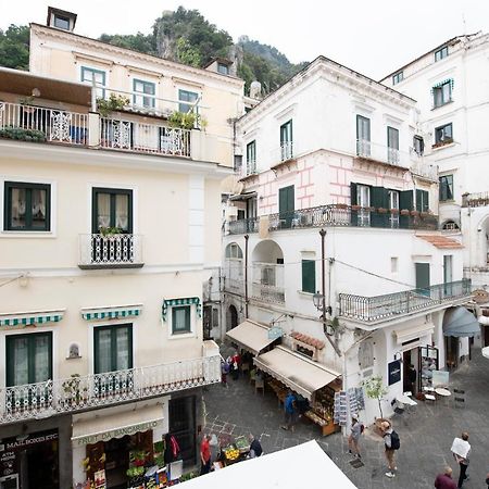 Amalfitano Apartments Luaran gambar