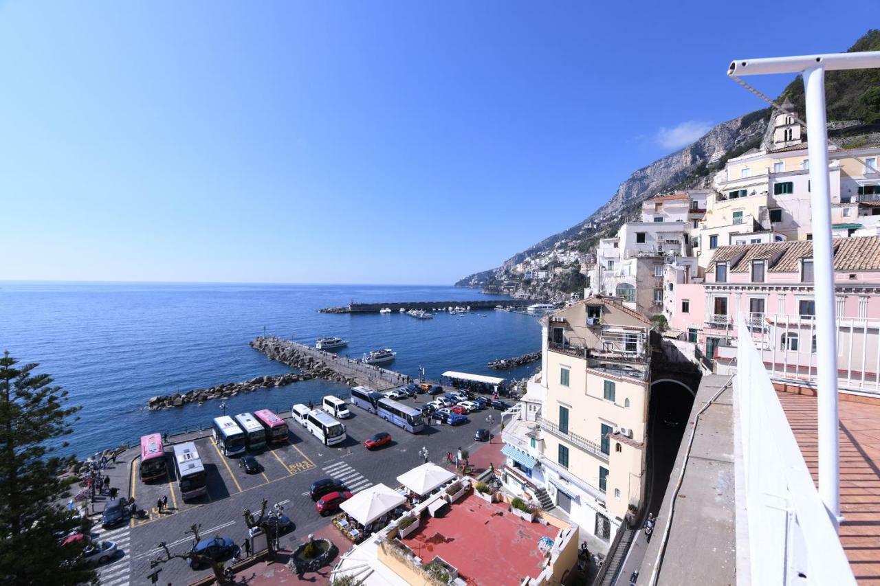 Amalfitano Apartments Luaran gambar